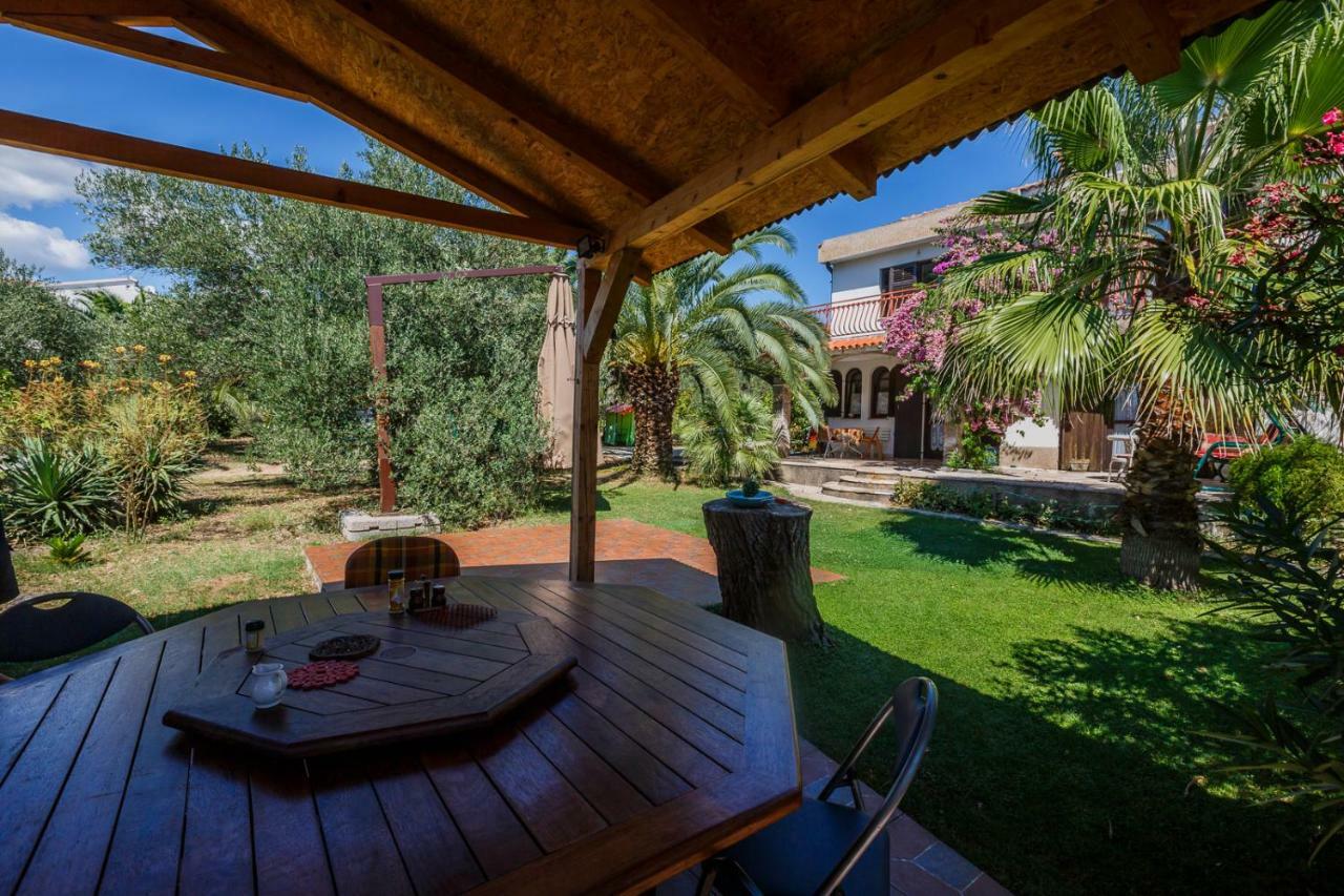 Oaza Mira Villa Trogir Exterior photo